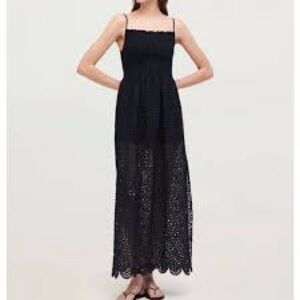 Elegant Black Lace Maxi Dress